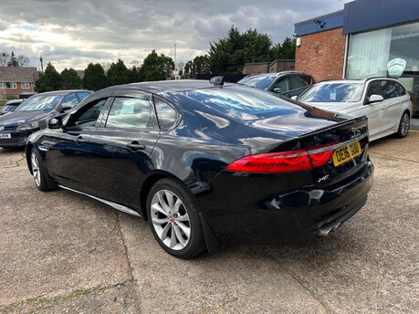 Jaguar XF 2.0d R-Sport Auto Euro 6 (s/s) 4dr 5