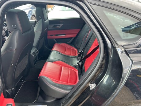 Jaguar XF 2.0d R-Sport Auto Euro 6 (s/s) 4dr 15