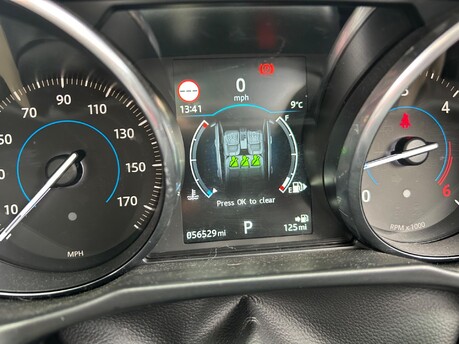 Jaguar XF 2.0d R-Sport Auto Euro 6 (s/s) 4dr 25