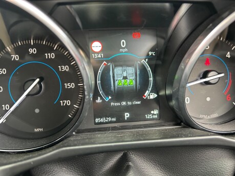 Jaguar XF 2.0d R-Sport Auto Euro 6 (s/s) 4dr 25