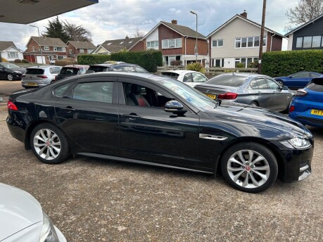 Jaguar XF 2.0d R-Sport Auto Euro 6 (s/s) 4dr 27