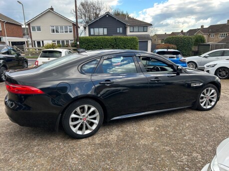 Jaguar XF 2.0d R-Sport Auto Euro 6 (s/s) 4dr 29