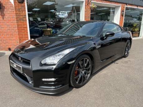 Nissan GT-R 3.8 V6 Premium Edition Coupe 2dr Petrol Auto 4WD Euro 5 (550 ps) 2