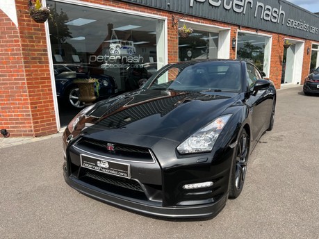 Nissan GT-R 3.8 V6 Premium Edition Coupe 2dr Petrol Auto 4WD Euro 5 (550 ps) 5