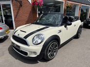 Mini Convertible 2.0 Cooper SD Chilli Pack Convertible Diesel Manual Euro 5 (s/s) (143 ps) 2