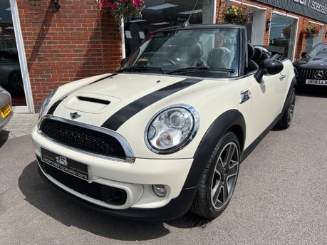 Mini Convertible 2.0 Cooper SD Chilli Pack Convertible Diesel Manual Euro 5 (s/s) (143 ps)