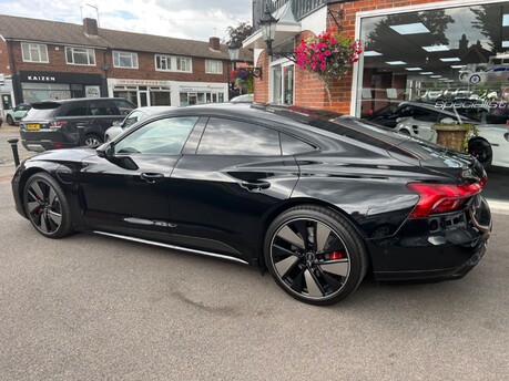 Audi E-Tron GT RS GT Carbon Vorsprung Saloon 4dr Electric Auto quattro 93.4kWh (598 ps) 11