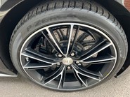 Aston Martin Vanquish 6.0 V12 Coupe 2dr Petrol T-TronicII Euro 5 (2+0) (565 bhp) 16