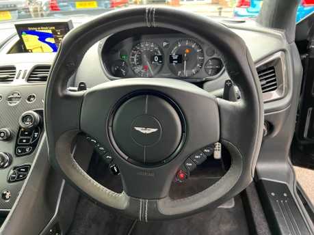 Aston Martin Vanquish 6.0 V12 Coupe 2dr Petrol T-TronicII Euro 5 (2+0) (565 bhp) 34