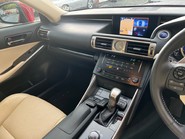Lexus Is 300H LUXURY 2.5 Luxury Saloon 4dr Petrol Hybrid E-CVT Euro 5 (s/s) (223 ps 14