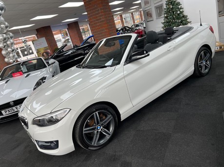 BMW 2 Series 2.0 220i Sport Convertible 2dr Petrol Auto Euro 6 (s/s) (184 ps) 5