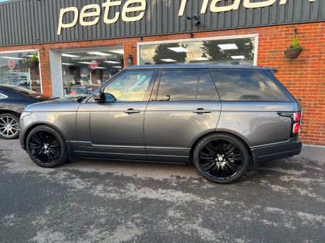 Land Rover Range Rover 3.0 TD V6 Vogue SUV 5dr Diesel Auto 4WD Euro 6 (s/s) (258 ps) 7