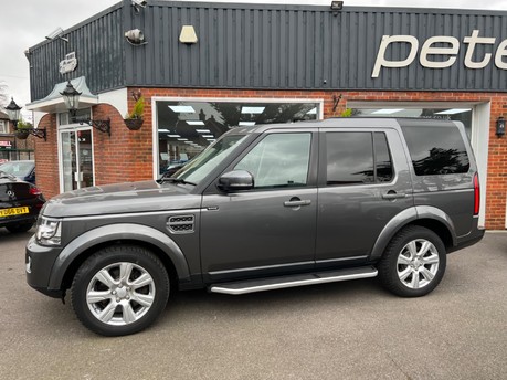 Land Rover Discovery 3.0 SD V6 SE Tech SUV 5dr Diesel Auto 4WD Euro 5 (s/s) (255 bhp) 4