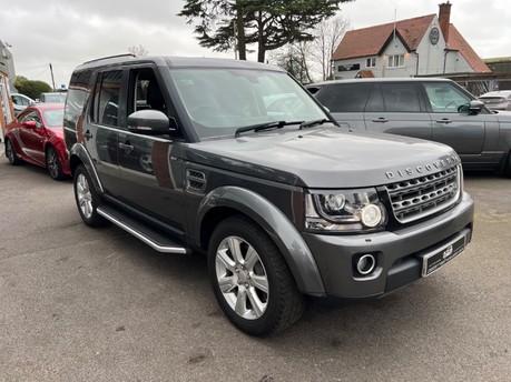 Land Rover Discovery 3.0 SD V6 SE Tech SUV 5dr Diesel Auto 4WD Euro 5 (s/s) (255 bhp) 9