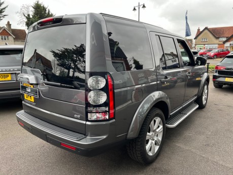Land Rover Discovery 3.0 SD V6 SE Tech SUV 5dr Diesel Auto 4WD Euro 5 (s/s) (255 bhp) 12