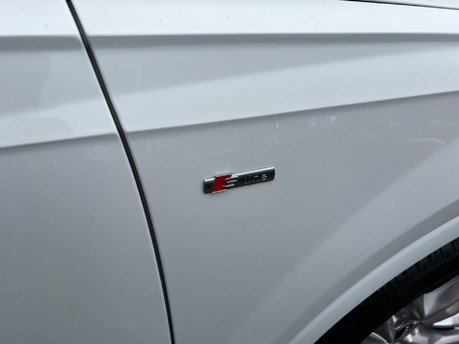 Audi Q7 3.0 TDI V6 S line SUV 5dr Diesel Tiptronic quattro Euro 6 (s/s) (272 ps) 17
