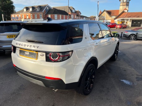 Land Rover Discovery Sport 2.0 TD4 HSE Black SUV 5dr Diesel Auto 4WD Euro 6 (s/s) (180 ps) 22