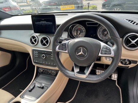 Mercedes-Benz GLA Class 2.0 GLA250 AMG Line (Premium Plus) SUV 5dr Petrol 7G-DCT 4MATIC Euro 6 (s/s 19