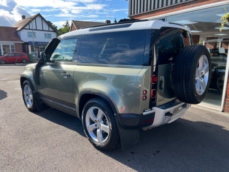 Land Rover Defender 3.0 D250 MHEV First Edition SUV 3dr Diesel Auto 4WD Euro 6 (s/s) (250 ps) 15