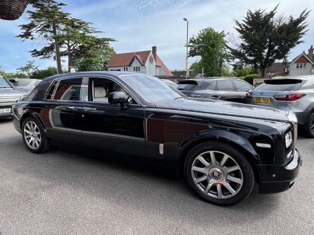 Rolls-Royce Phantom V12 SWB 6.7 11