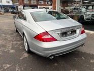 Mercedes-Benz CLS CLS500 13