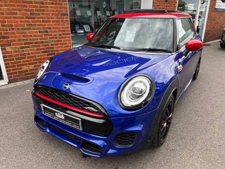 Mini JCW 2.0 John Cooper Works Hatchback 3dr Petrol Steptronic Euro 6 (s/s) (231 ps) 12