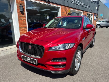 Jaguar F-Pace 3.0 D300 V6 Portfolio SUV 5dr Diesel Auto AWD Euro 6 (s/s) (300 ps) 6