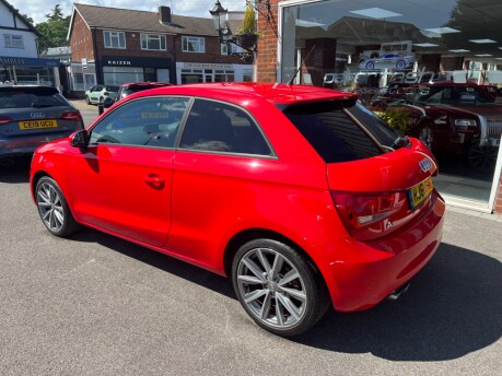 Audi A1 1.4 TFSI Sport Hatchback 3dr Petrol S Tronic Euro 5 (s/s) (122 ps) 7