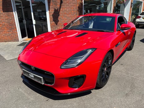 Jaguar F-Type 3.0 V6 R-Dynamic Coupe 2dr Petrol Auto Euro 6 (s/s) (340 ps) 4