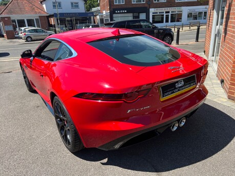 Jaguar F-Type 3.0 V6 R-Dynamic Coupe 2dr Petrol Auto Euro 6 (s/s) (340 ps) 12