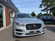 Jaguar F-Pace 2.0 P250i Portfolio SUV 5dr Petrol Auto AWD Euro 6 (s/s) (250 ps) 13