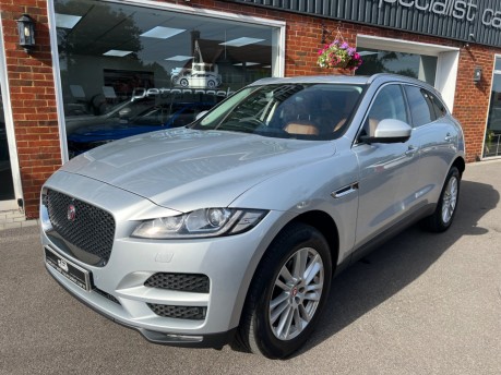 Jaguar F-Pace 2.0 P250i Portfolio SUV 5dr Petrol Auto AWD Euro 6 (s/s) (250 ps) 2