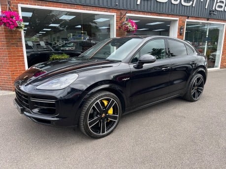 Porsche Cayenne 4.0 V8 E-Hybrid 17.9kWh Turbo S Coupe 5dr Petrol Plug-in Hybrid TiptronicS 3