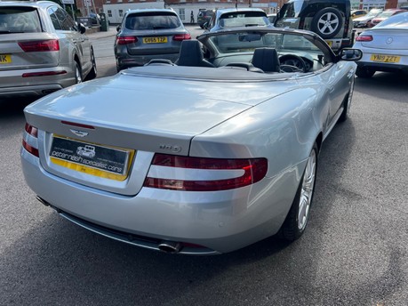 Aston Martin DB9 V12 VOLANTE 10