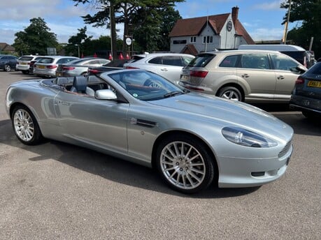 Aston Martin DB9 V12 VOLANTE 11