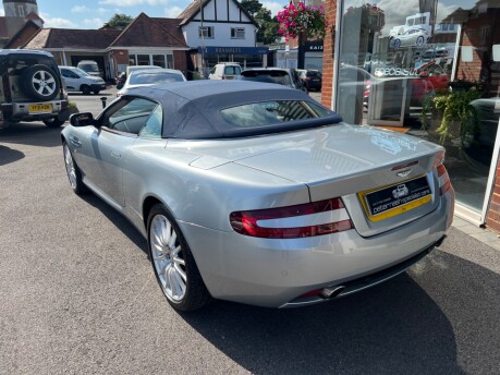 Aston Martin DB9 V12 VOLANTE 39