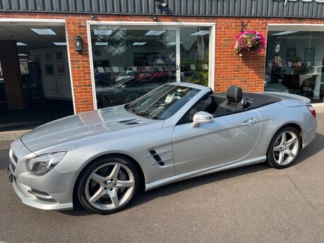 Mercedes-Benz SL Series 3.0 SL400 AMG Sport Convertible 2dr Petrol G-Tronic+ Euro 6 (s/s) (333 ps) 6