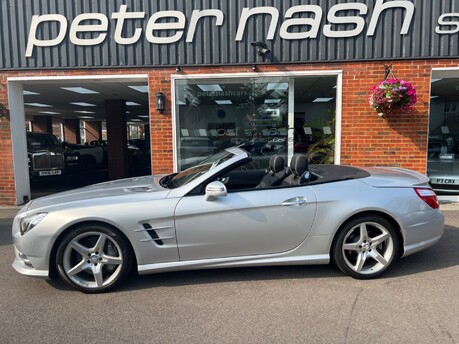 Mercedes-Benz SL Series 3.0 SL400 AMG Sport Convertible 2dr Petrol G-Tronic+ Euro 6 (s/s) (333 ps) 8