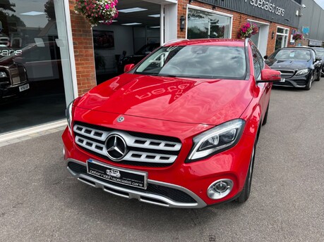 Mercedes-Benz GLA Class 1.6 GLA200 Sport (Premium) SUV 5dr Petrol 7G-DCT Euro 6 (s/s) (156 ps) 4