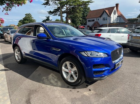 Jaguar F-Pace 2.0 P250i Portfolio SUV 5dr Petrol Auto AWD Euro 6 (s/s) (250 ps) 9