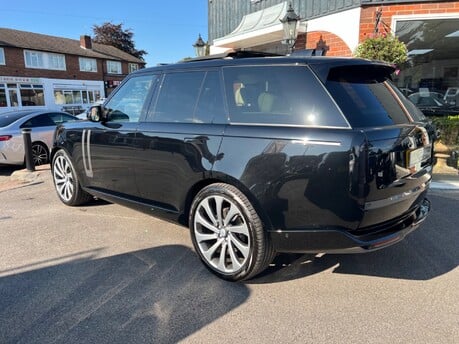 Land Rover Range Rover 3.0 D350 MHEV Autobiography SUV 5dr Diesel Auto 4WD Euro 6 (s/s) (350 ps) 15