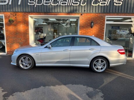 Mercedes-Benz E Class 3.0 E350 CDI V6 BlueEfficiency Sport Saloon 4dr Diesel G-Tronic Euro 5 (231 8