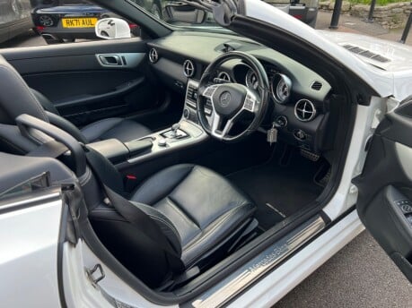 Mercedes-Benz SLK 2.0 SLK200 AMG Sport Convertible 2dr Petrol G-Tronic Euro 6 (s/s) (184 ps) 14