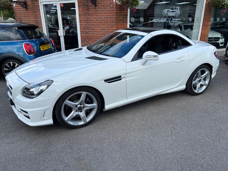 Mercedes-Benz SLK 2.0 SLK200 AMG Sport Convertible 2dr Petrol G-Tronic Euro 6 (s/s) (184 ps) 29