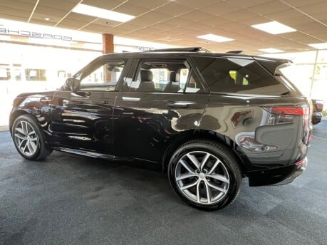 Land Rover Range Rover Sport 3.0 P400 MHEV Autobiography SUV 5dr Petrol Auto 4WD Euro 6 (s/s) (400 ps) 7