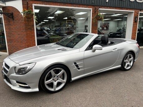 Mercedes-Benz SL Series 3.0 SL400 AMG Sport Convertible 2dr Petrol G-Tronic Euro 6 (s/s) (333 ps) 3