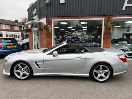 Mercedes-Benz SL Series 3.0 SL400 AMG Sport Convertible 2dr Petrol G-Tronic Euro 6 (s/s) (333 ps) 4