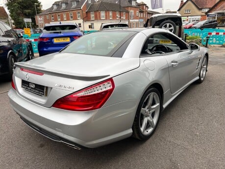 Mercedes-Benz SL Series 3.0 SL400 AMG Sport Convertible 2dr Petrol G-Tronic Euro 6 (s/s) (333 ps) 42