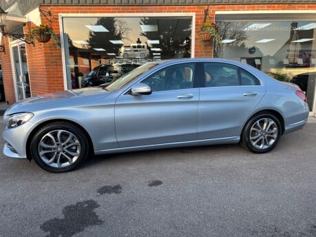 Mercedes-Benz C Class C200 SPORT 3