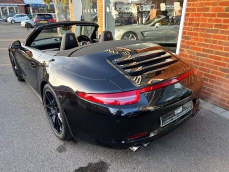 Porsche 911 CARRERA 4 PDK 11